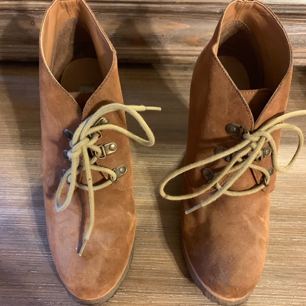 Steve Madden brown wedges